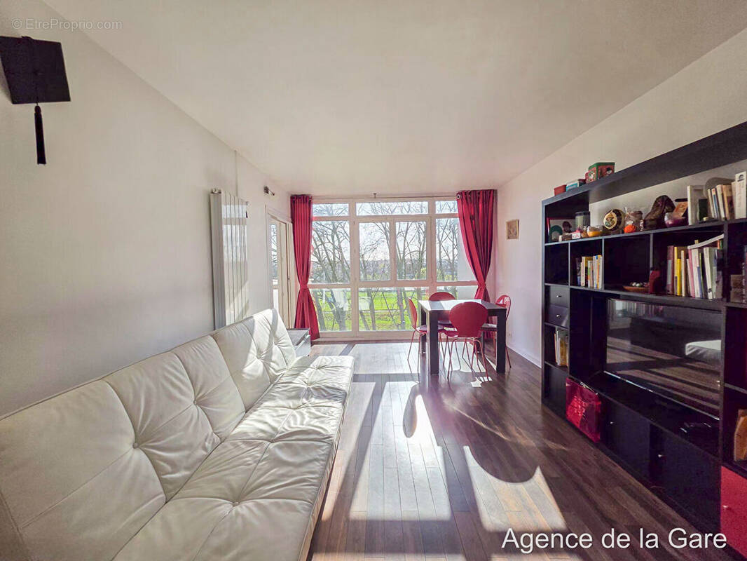 Appartement à MAISONS-LAFFITTE
