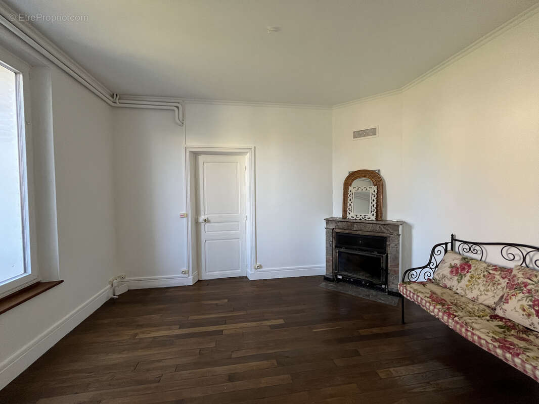 Maison à MALESHERBES