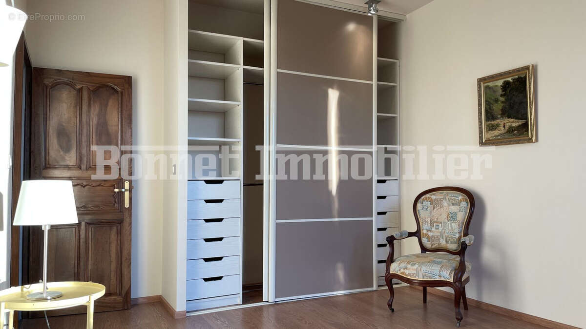 Appartement à NYONS