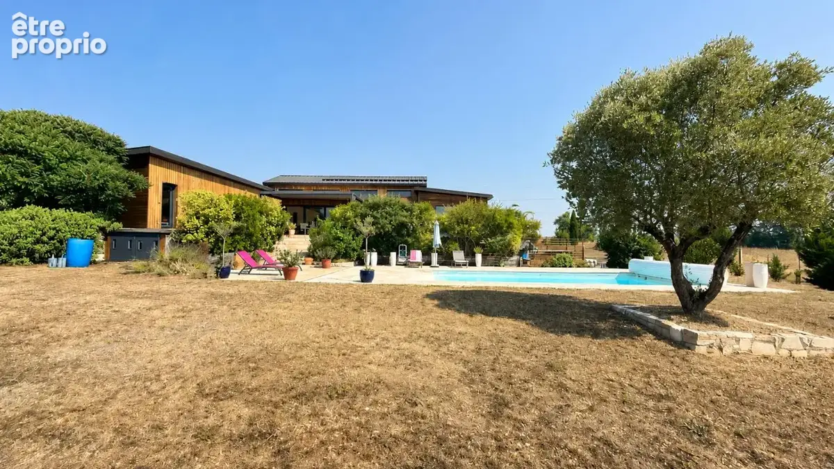 Villa contemporaine T6 avec piscine à moins de 10 minutes de CAHORS - photo 17