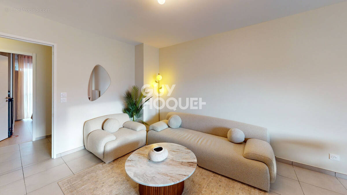 Appartement à REIGNIER