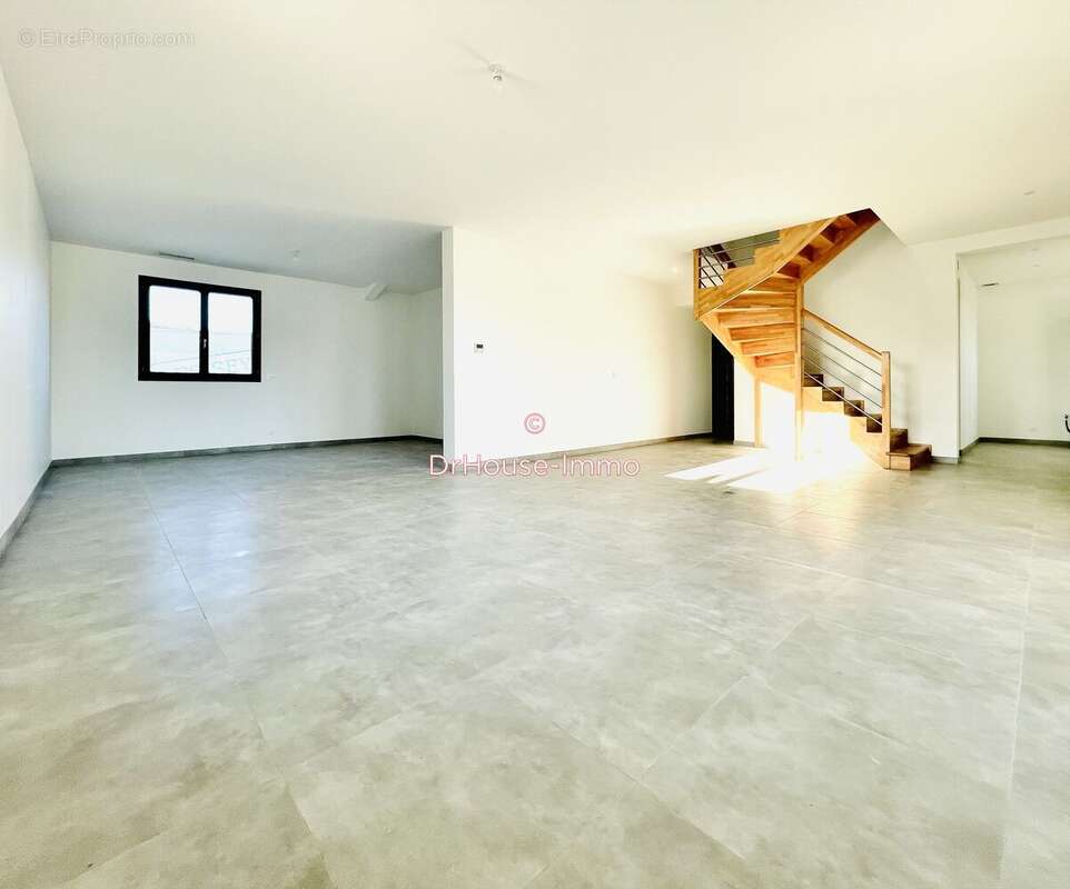 Maison à MURVIEL-LES-BEZIERS