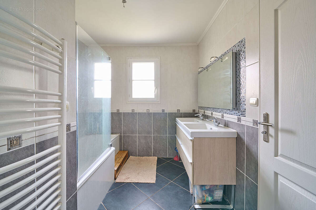 Maison à AMBLAINVILLE