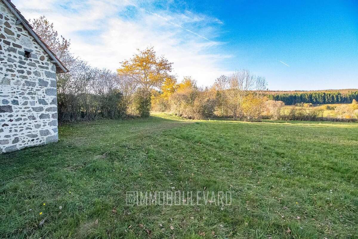 Maison à LE QUARTIER