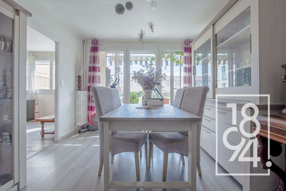 Appartement à MANOSQUE