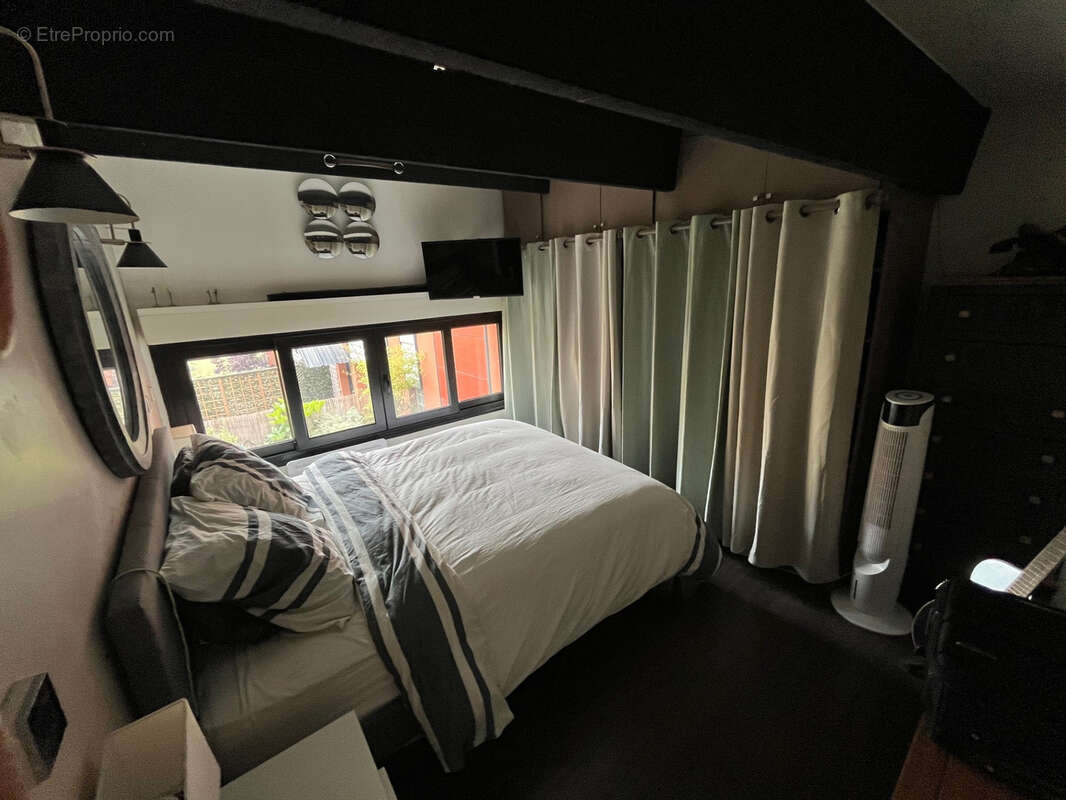 Autre à SARTROUVILLE