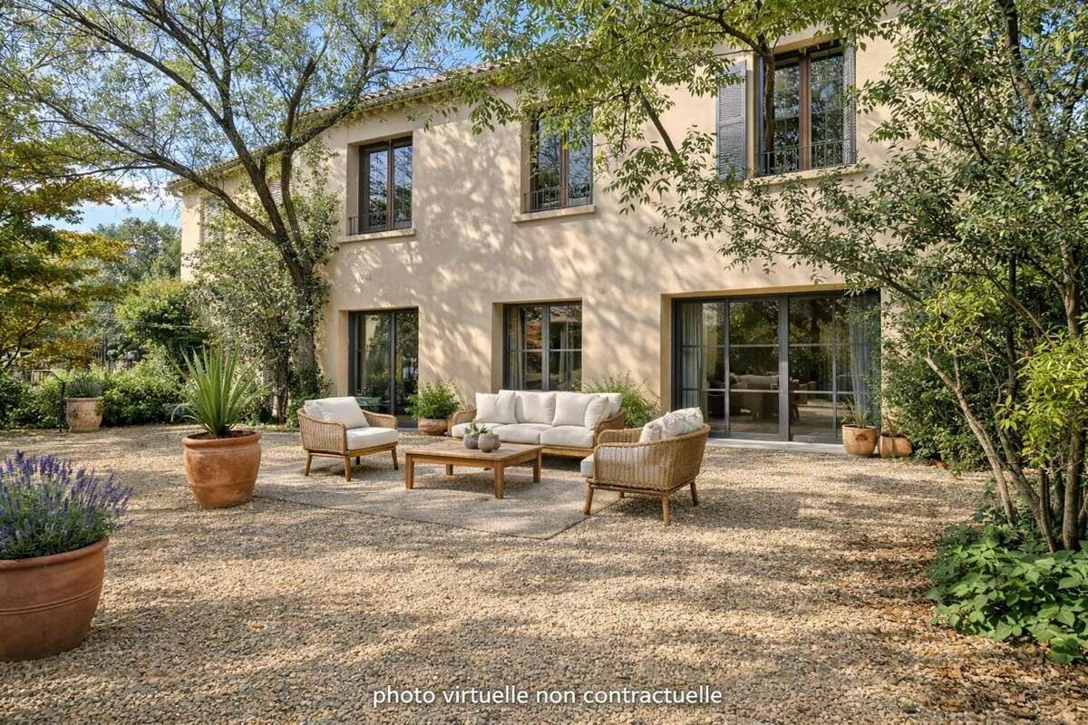 Photo 2 - Maison à ROBION