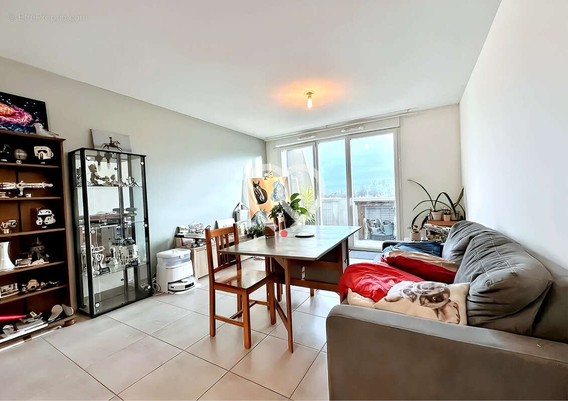 Appartement à CORNEBARRIEU