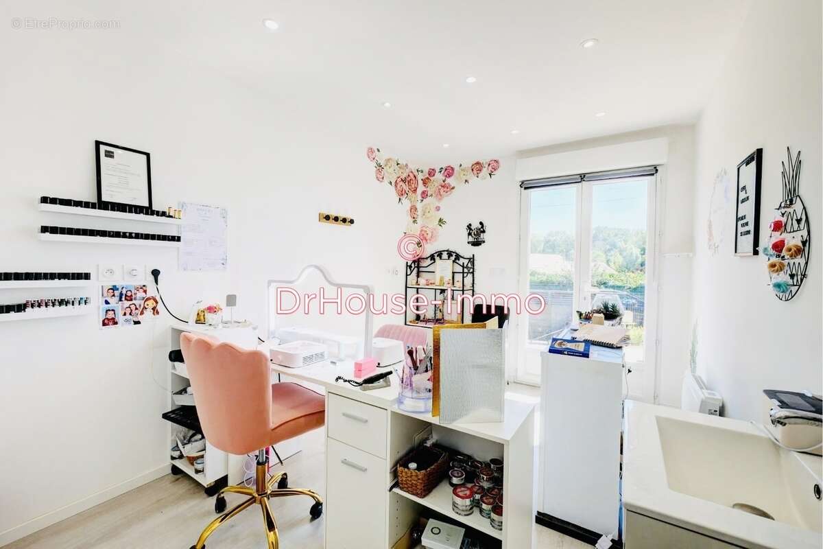 Maison à FERRIERES-EN-GATINAIS