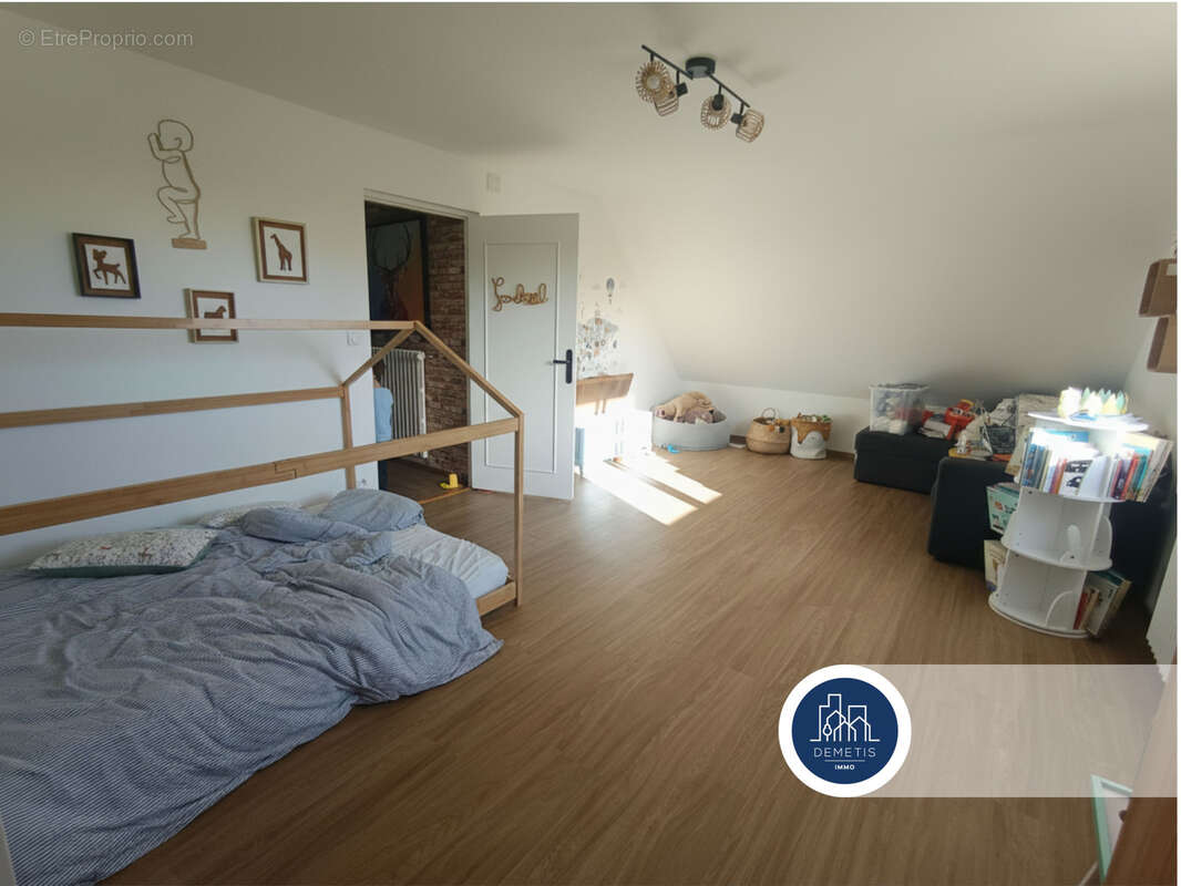 Maison à SARGE-LES-LE-MANS