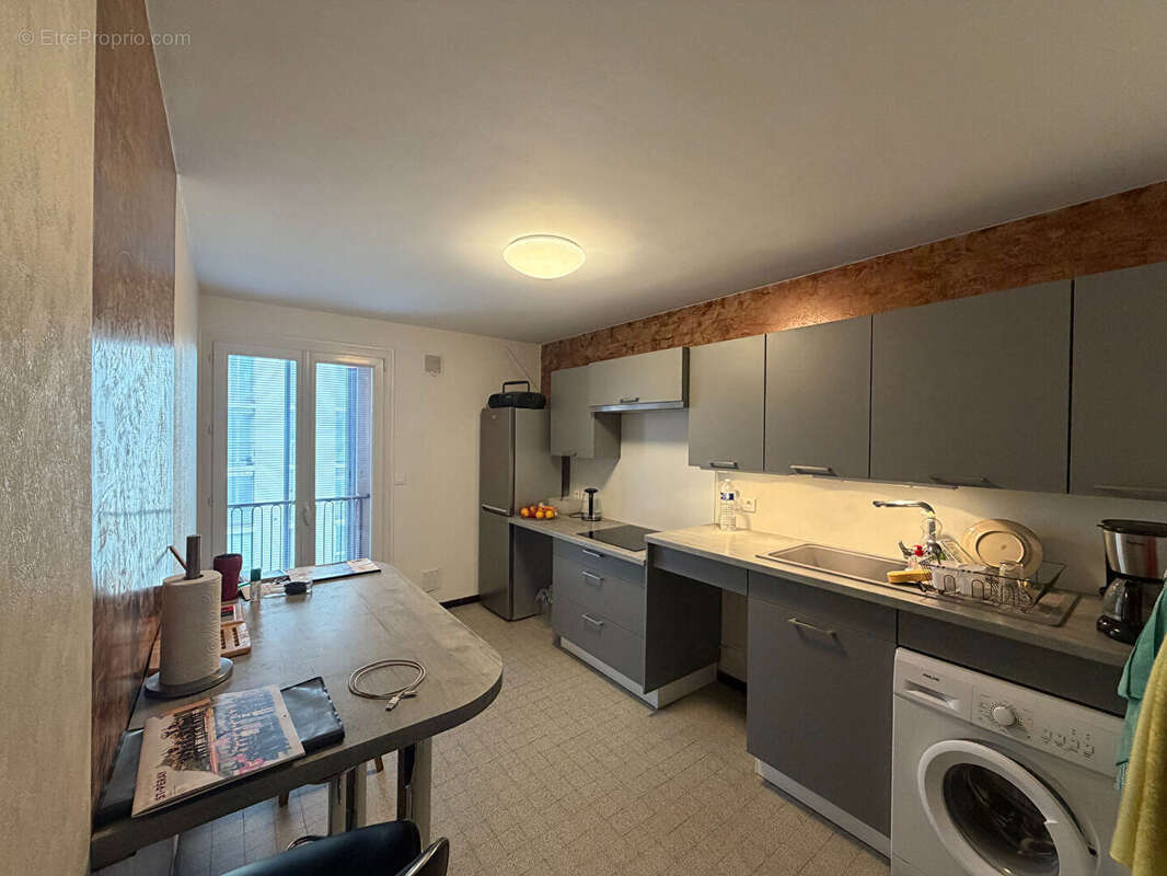 Appartement à GUILHERAND-GRANGES