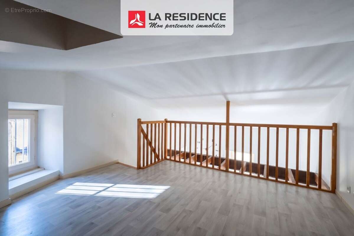 Appartement 67 m² à Etoile-Sur-Rhone  - photo 4