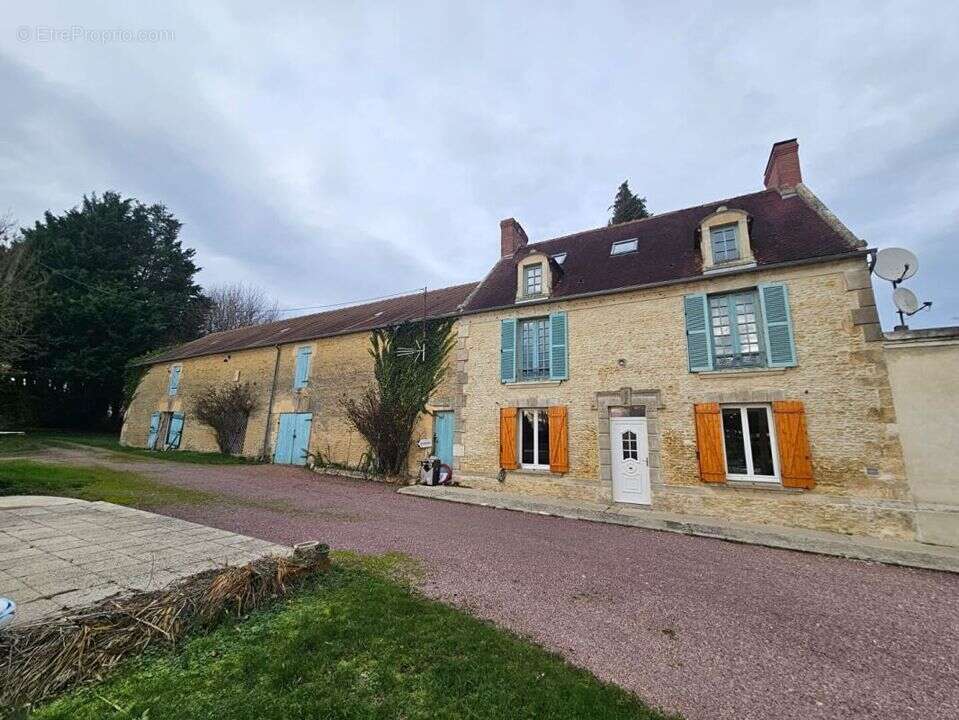 Maison à BISSIERES