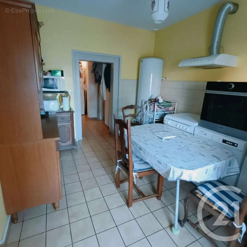 Maison à PRIGNAC-ET-MARCAMPS