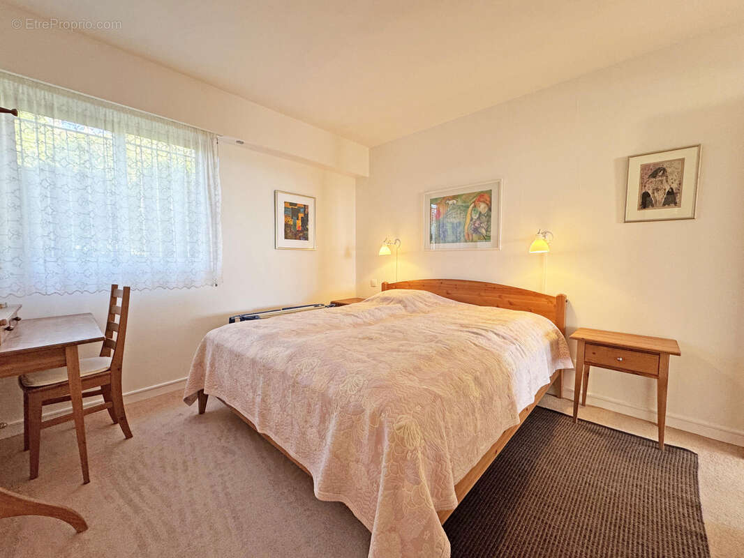 Appartement à VENCE