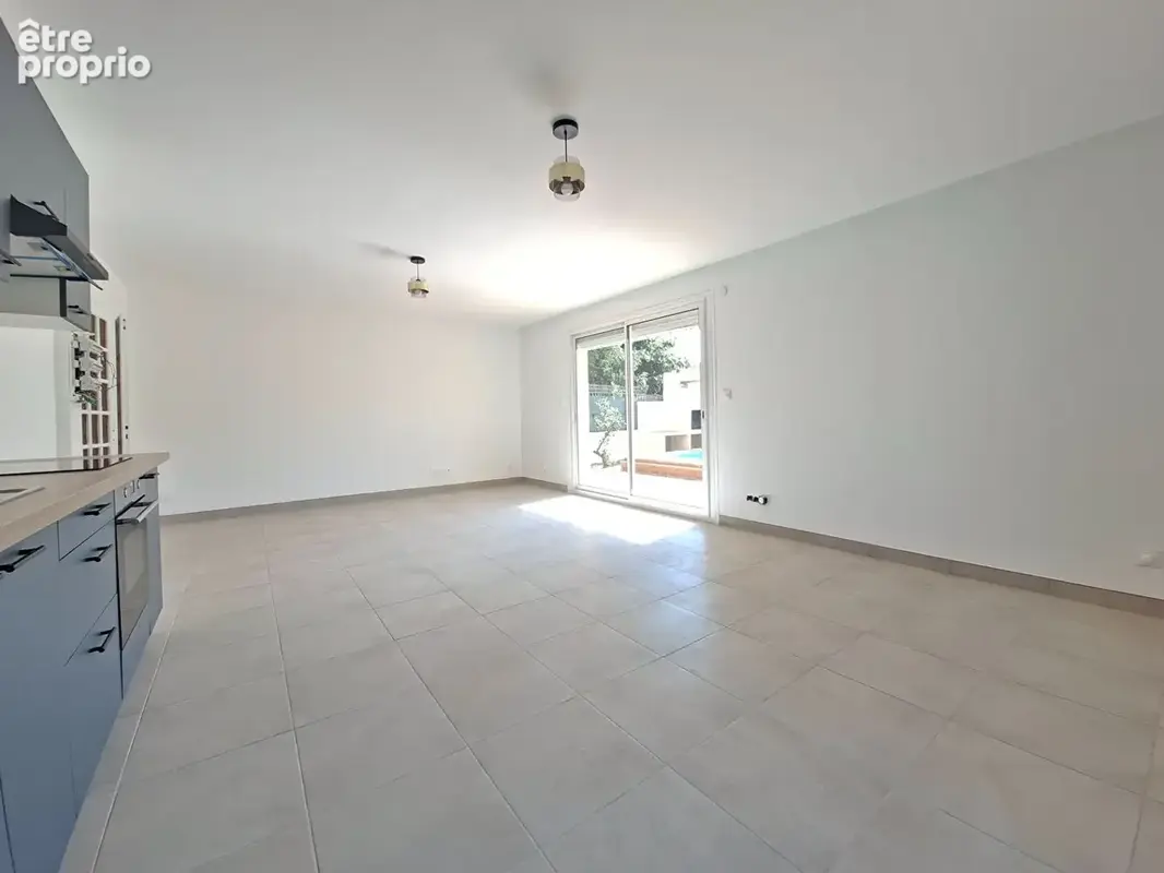 Perpignan SUD Villa 3 faces composée de 2 T4 entièrements rénovés - photo 3