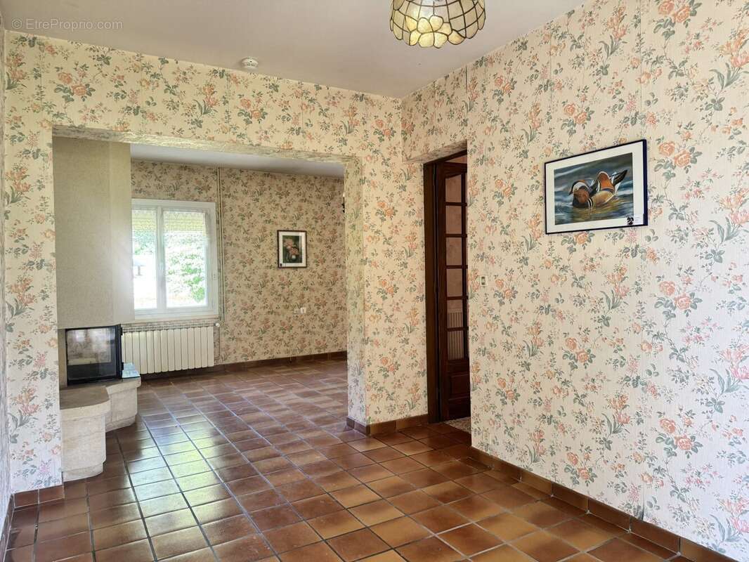 Maison à COZES