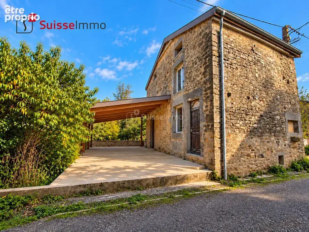 Maison à VERNOIS-SUR-MANCE