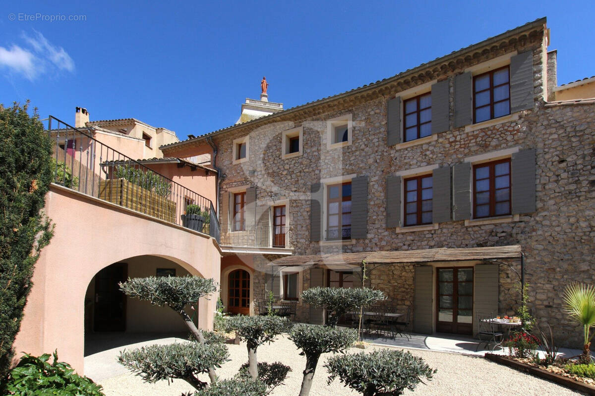 Maison à VAISON-LA-ROMAINE