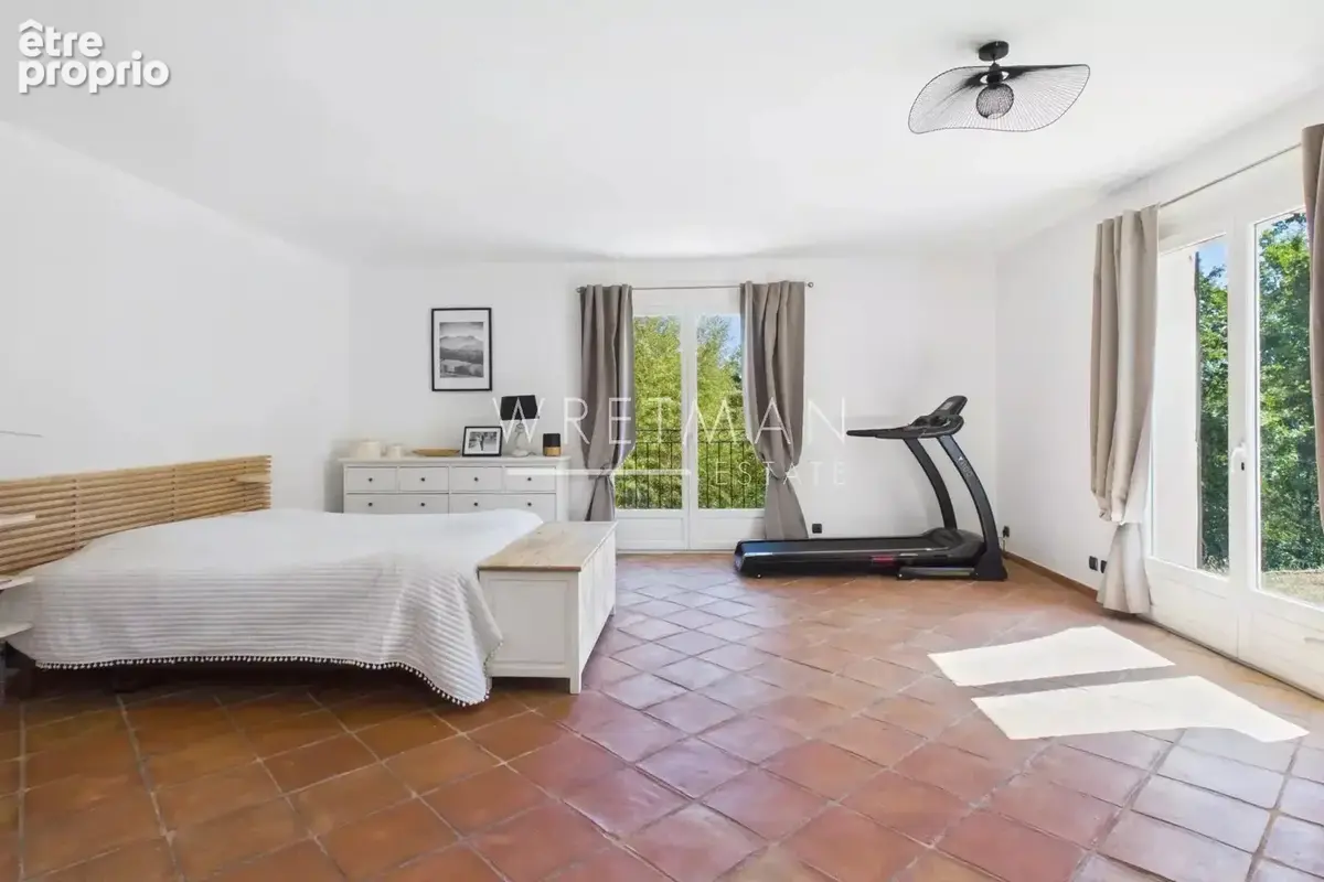 Belle villa rénovée de 250 m² avec piscine - Saint-Paul-en-Forêt - photo 11