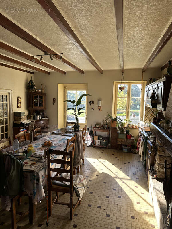 Maison à SAINT-LORMEL