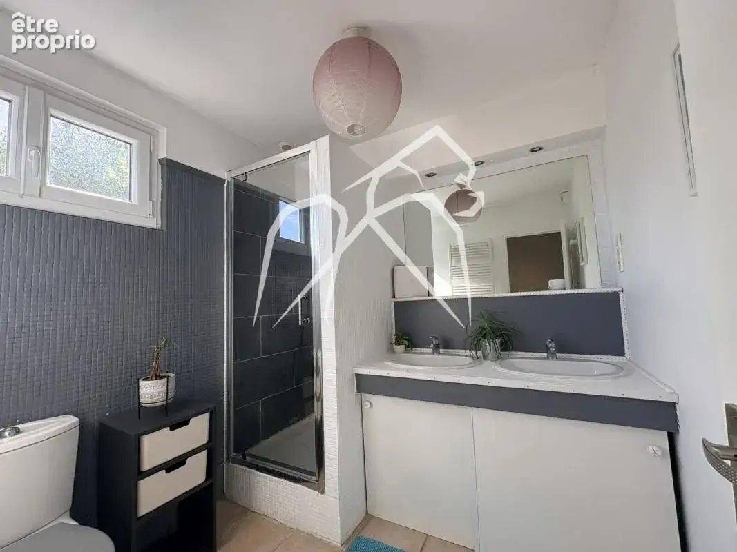 Maison familiale  130 m²  3 chambres  Bois-Guillaume - photo 6