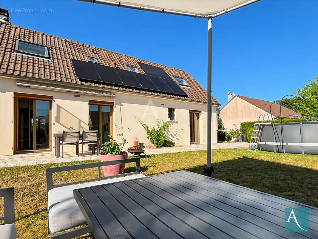 Maison à MORIGNY-CHAMPIGNY