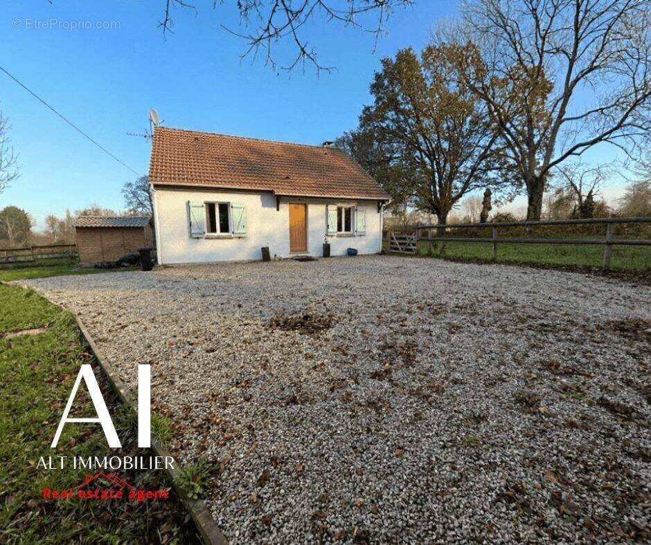Maison à LOUVIERES-EN-AUGE