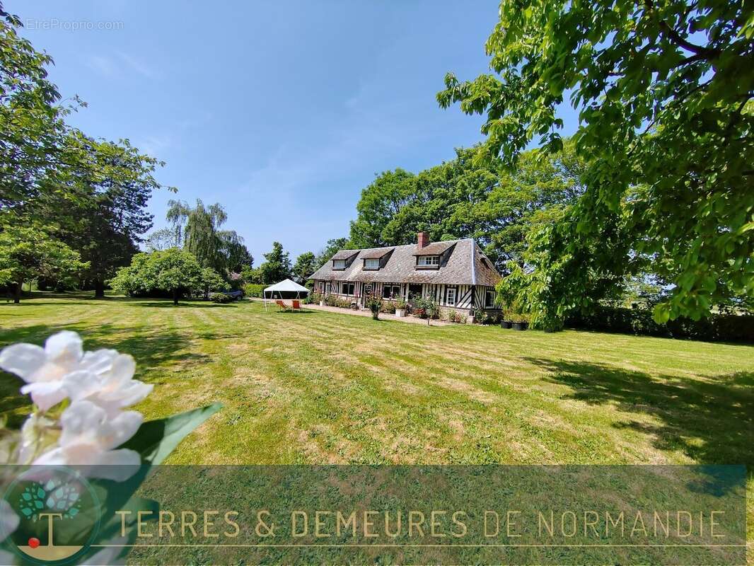 Vallée de Seine, village typique normand, propriété de caractère, au calme, jardin arboré. - photo 13