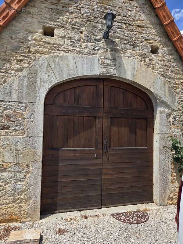Maison 110 m² à Lauzes  - photo 23