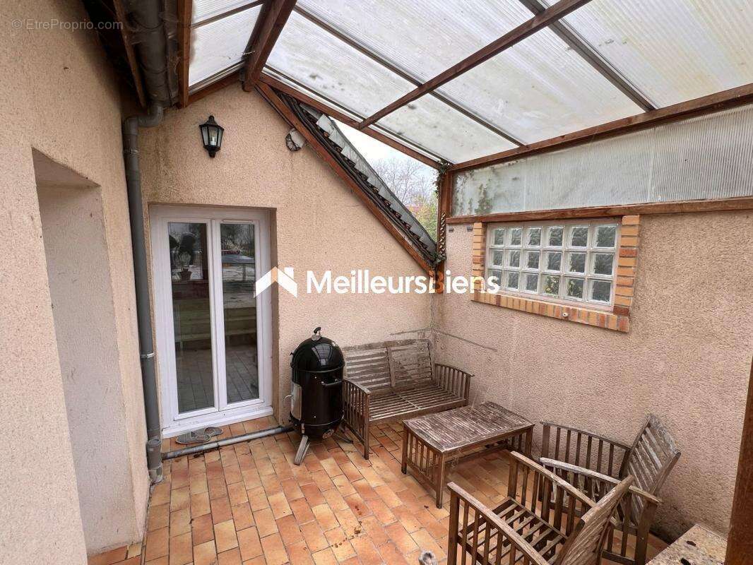 Maison à MALAY-LE-GRAND