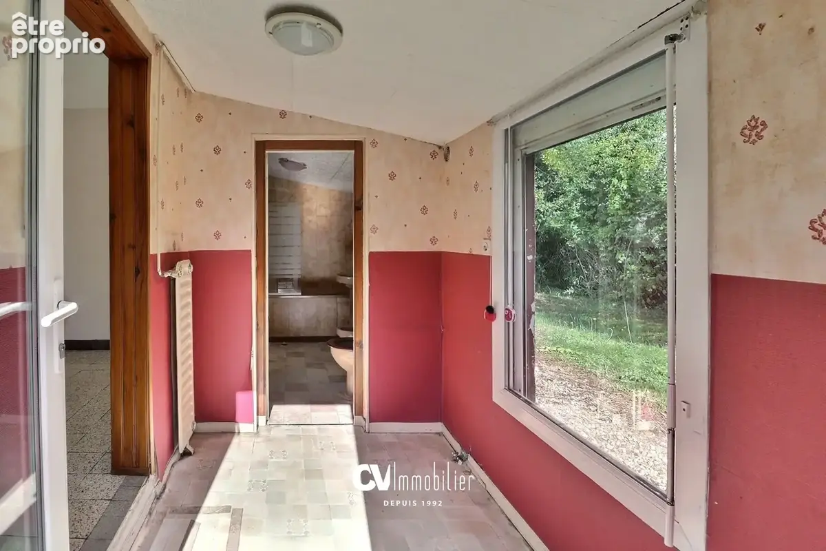 Maison plain-pied - 2 chambres - à rénover - photo 3