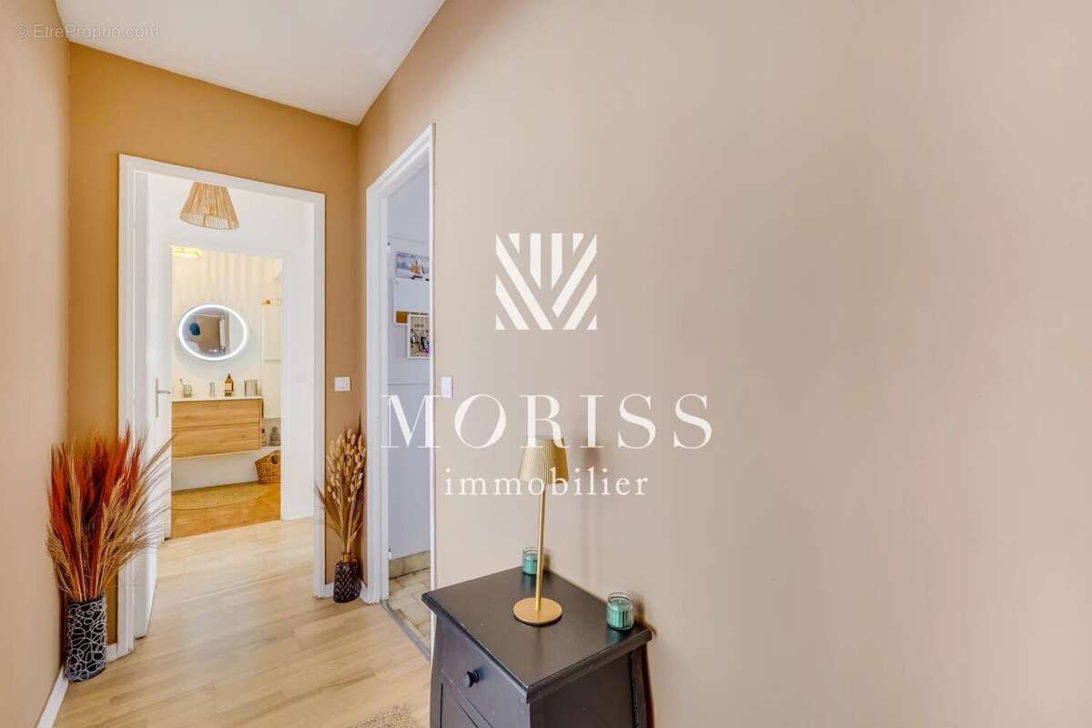 Appartement 64 m² à Paris-17e  - photo 6