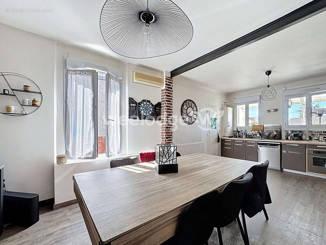 Maison à CONFLANS-SAINTE-HONORINE