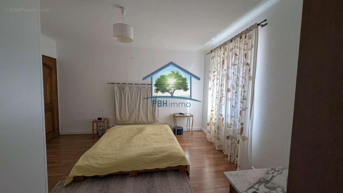STOTZHEIM (67) -  Maison 11 pièces  250 m², studio indépendant, atelier  et plus de 800m2 de dépendances - photo 9