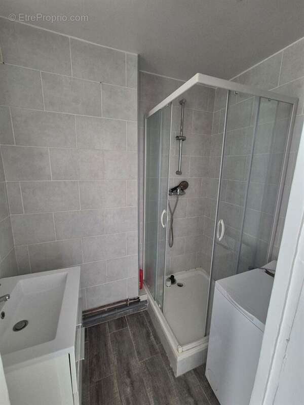 Appartement à LEVALLOIS-PERRET