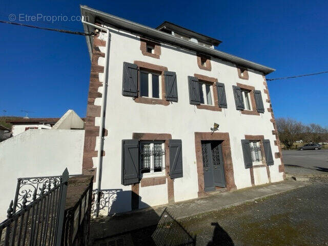 Photo 1 - Appartement à SAINT-JEAN-PIED-DE-PORT