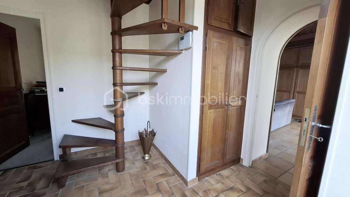 Une belle longere avec dependances - photo 4
