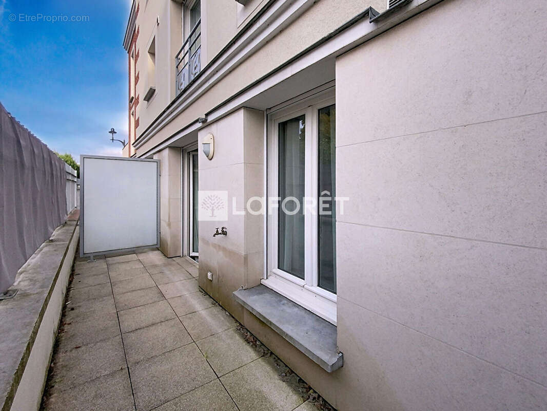 Appartement à VERNEUIL-SUR-SEINE
