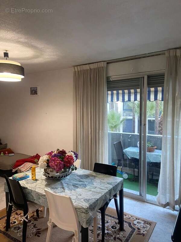 Appartement à BEAUSOLEIL