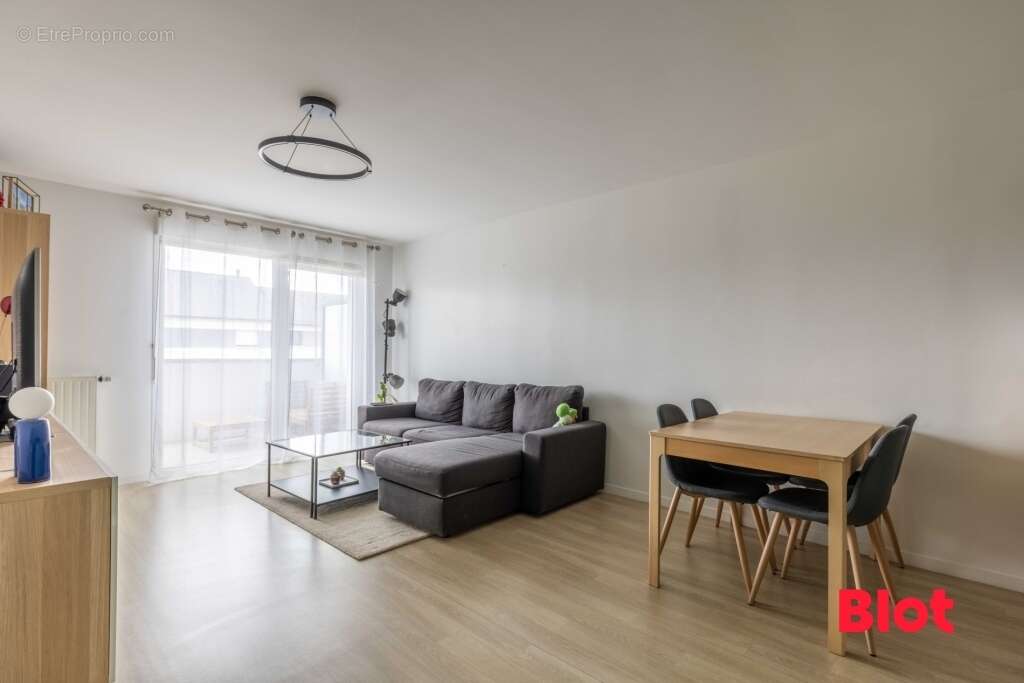 Appartement à THORIGNE-FOUILLARD