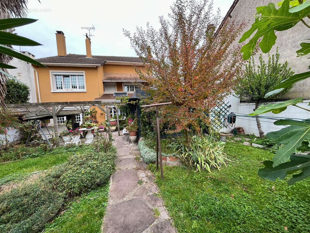 Maison à VILLEPINTE