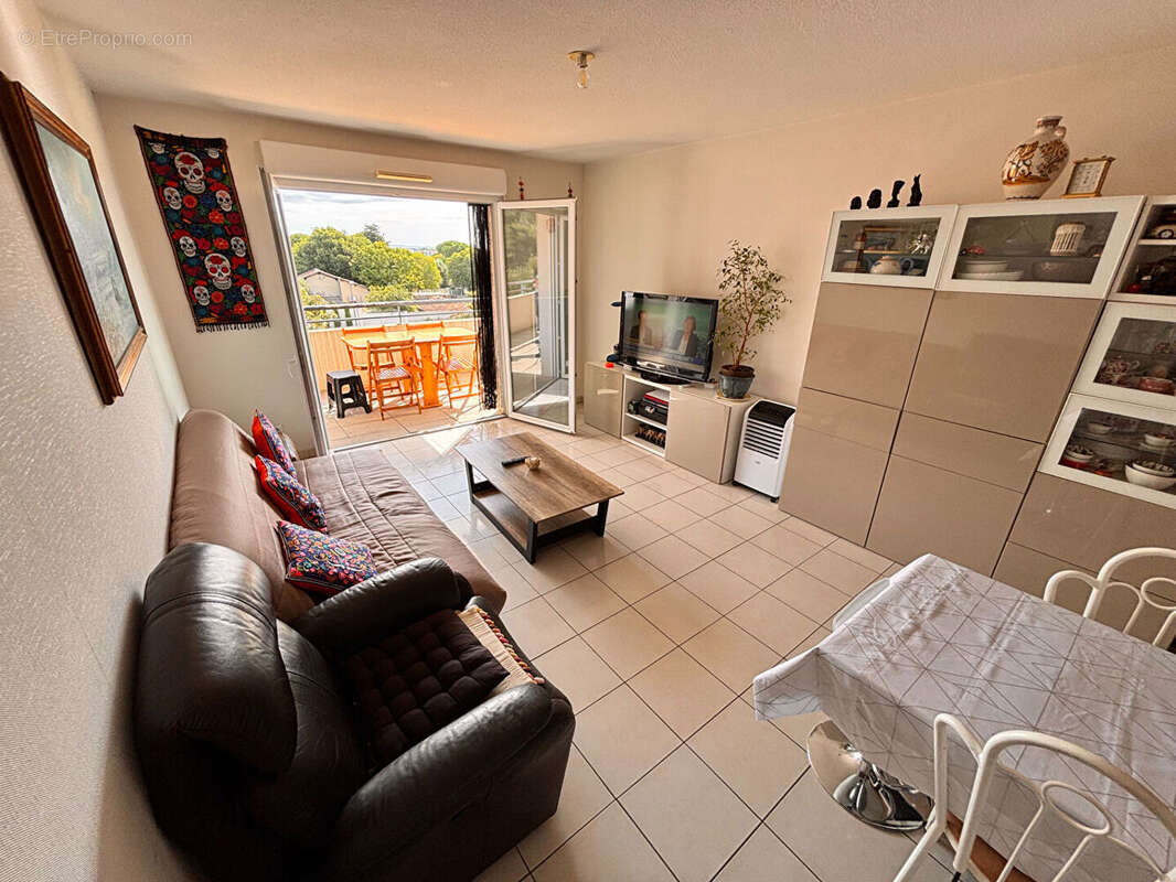 Nimes - magnifique appartement t3 de 63 m2 avec terrasse et box - photo 6