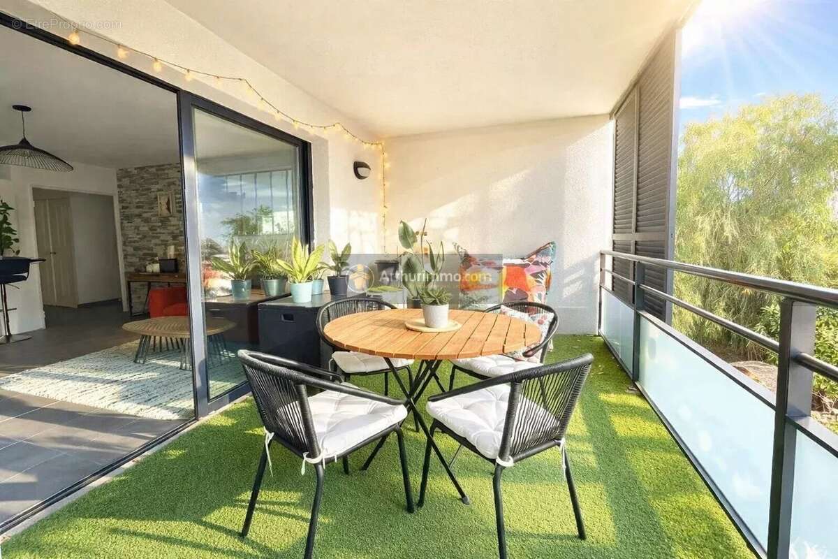 Appartement à FREJUS