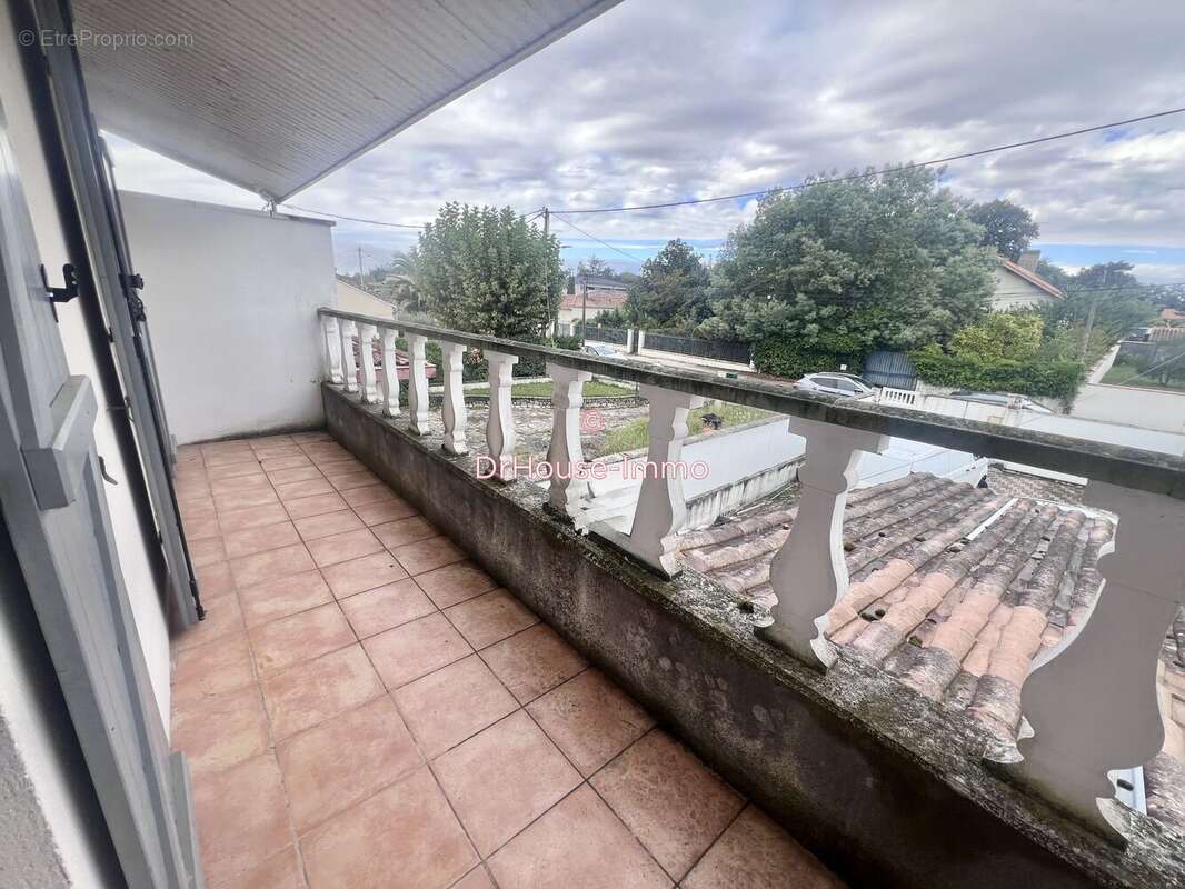 Maison à VILLENAVE-D'ORNON
