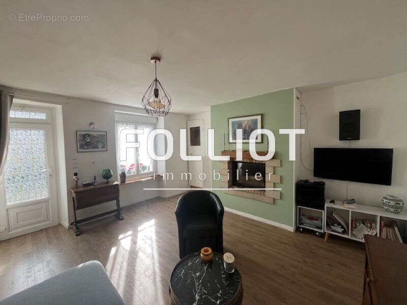 A vendre Maison Vire Normandie 3 pièce(s) 109 m2 - photo 2