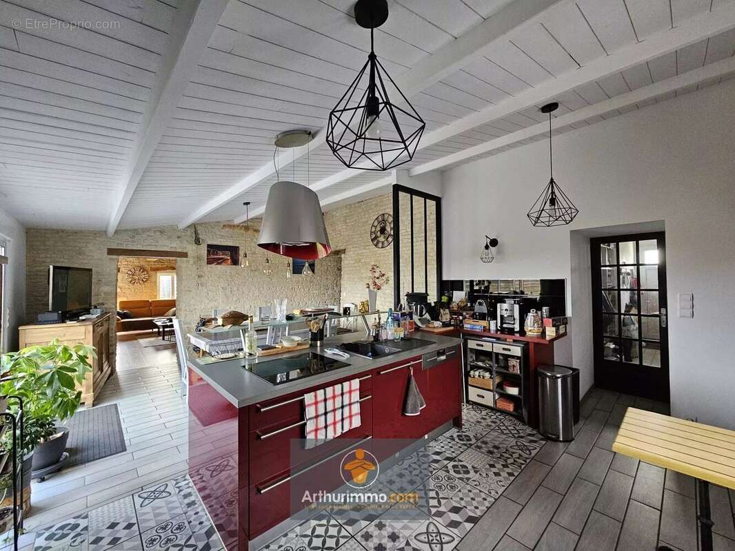 Maison à BENON