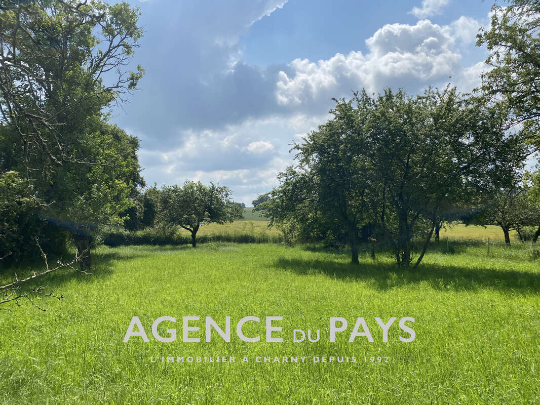Maison à CHARNY