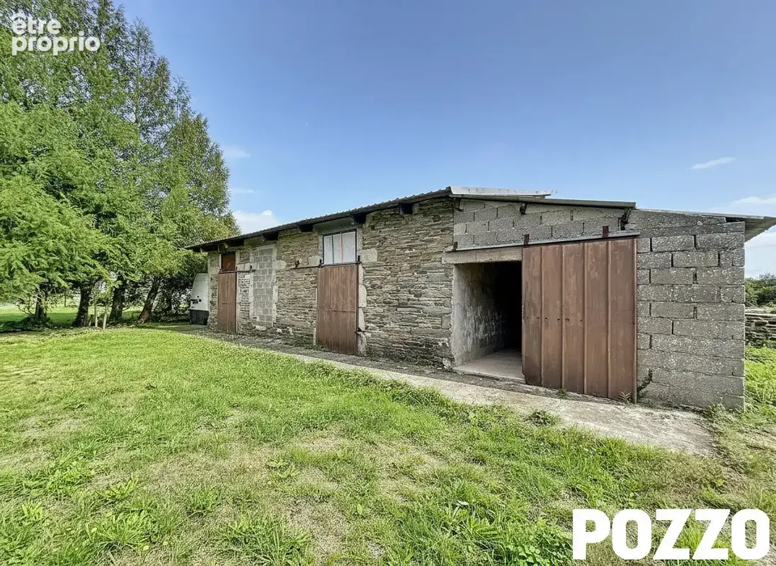 A vendre. st jean d'elle. maison entierement renovee avec dependance. - photo 17