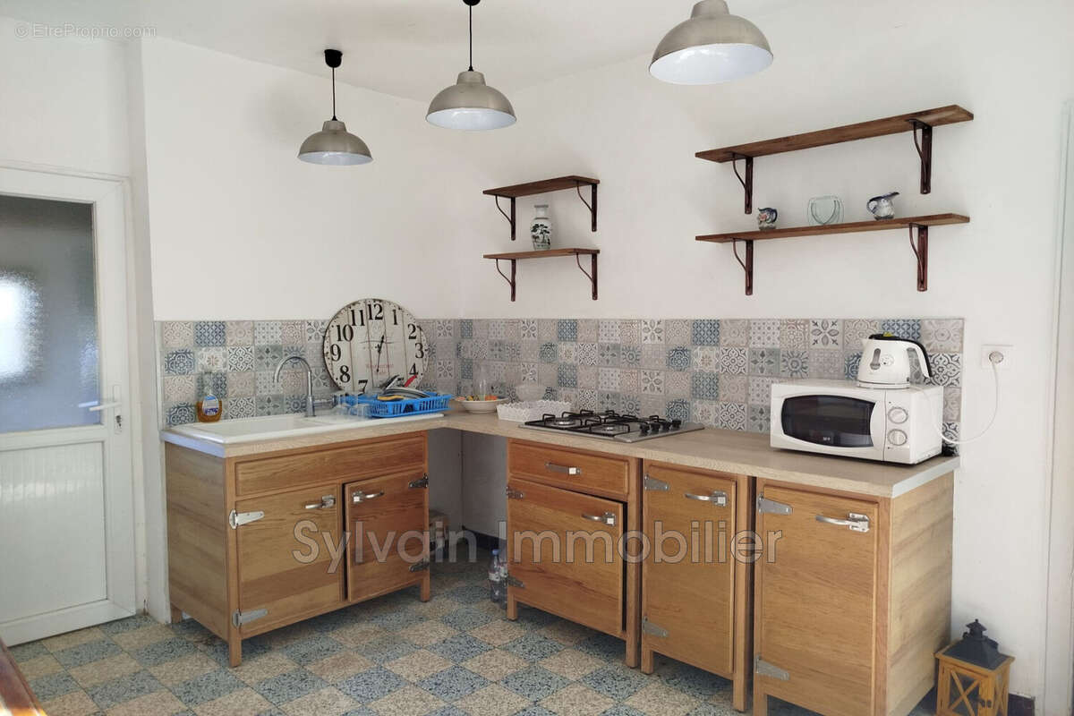 Maison 64 m² à Forges-Les-Eaux  - photo 2